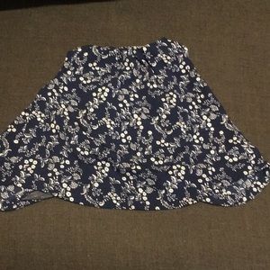 Beautiful open back shirt (size 12-18 months)